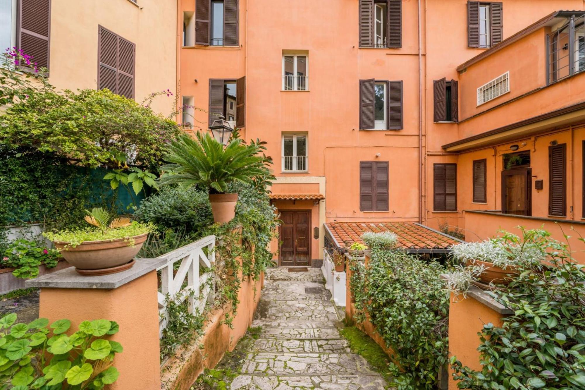 Fl Apartments Il Piccolo Borgo Di Trastevere Roma Dış mekan fotoğraf